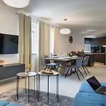 Exclusive * Pola