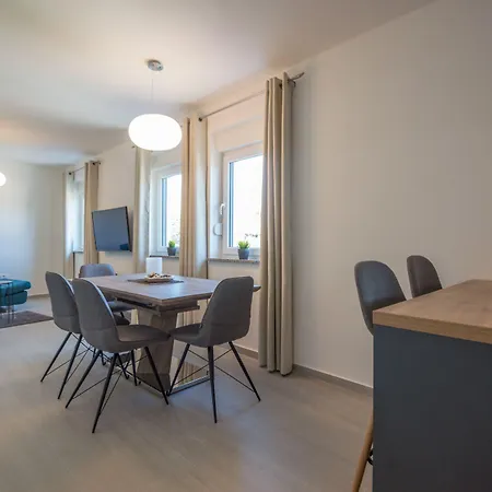 Exclusive Apartamento Pula